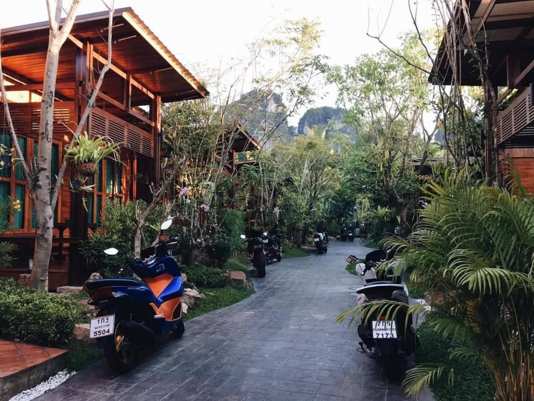 Areeya Phubeach Resort Wooden House Ban Chong Phli Exterior photo